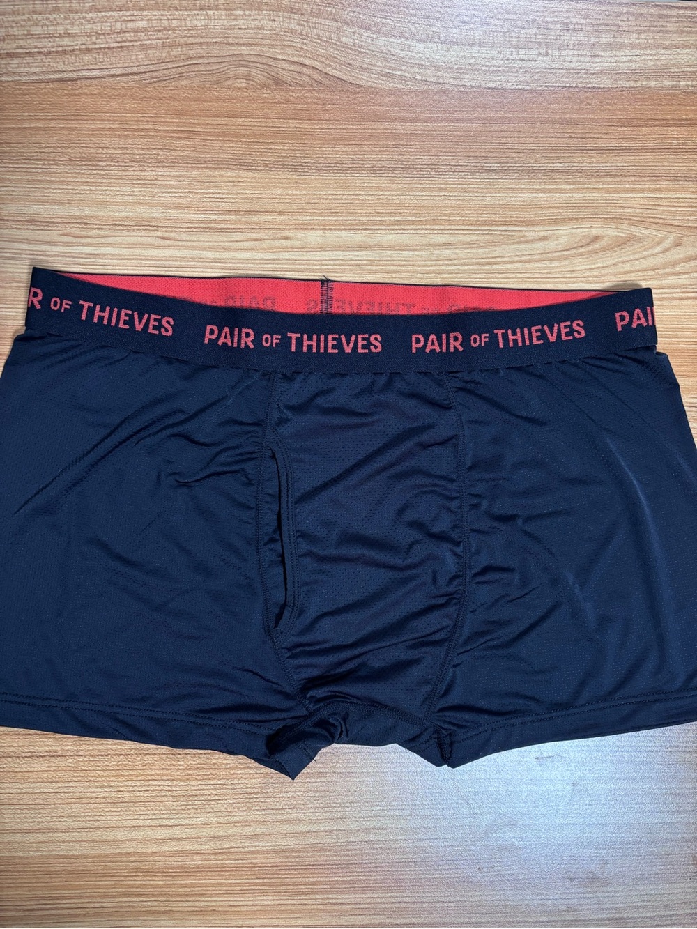 Pair of Thieves Trunks Large